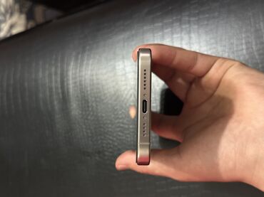 Apple iPhone: IPhone 15 Pro Max, Б/у, 256 ГБ, Серебристый, Коробка, Чехол, 85 % — 4