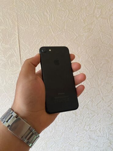 iphone 2ci əl: IPhone 7, 32 ГБ, Черный, Отпечаток пальца, Беспроводная зарядка, Face ID