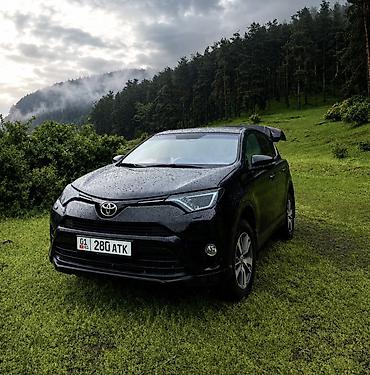 Toyota RAV4: 2016 г., 2 л, Автомат, Бензин, Кроссовер