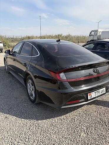 срочно саната: Hyundai Sonata: 2019 г., Седан — 4
