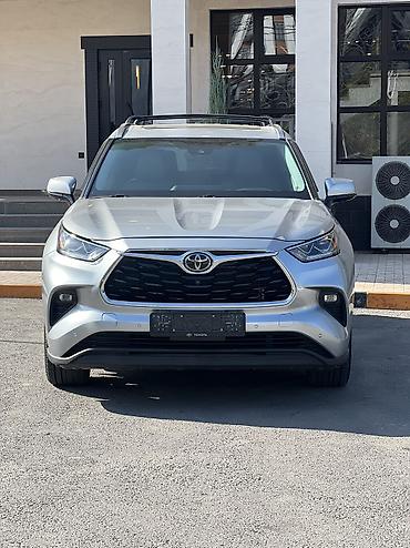 Toyota Highlander: 2021 г., 3.5 л, Автомат, Бензин, Кроссовер