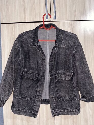стильные куртки джинсовые: Джинсы S (EU 36), M (EU 38)