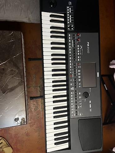 sintezator mp3: Korg Pa600 GT.Alət əla veziyyetdedi.Üzərində stoykası və çixolu — 2