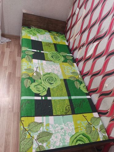 doşeme: İşlənmiş, Təknəfərlik çarpayı, Bazasız, Matras ilə, Siyirməsiz