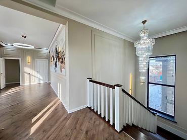 Продажа коттеджей и домов: Продается двухуровневый особняк с качественным дизайнерским ремонтом — 1