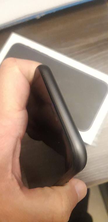 iphone satis: IPhone 11, 128 GB, Qara, Simsiz şarj — 6