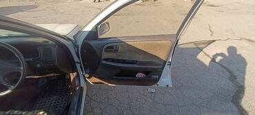 Honda: Honda Stepwgn: 2000 г., 2 л, Автомат, Бензин, Минивэн — 9