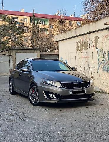 optima otracaqlar: Kia Optima sedan – SX paketi Mühərrik və ötürmə: - Benzinli mühərrik — 5