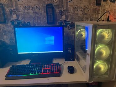 masaustu kamputer: İ7 3770
Ram 16
Gtx 750 
128 ssd
500 hdd
Keys rəng dəyşmək mümkündür