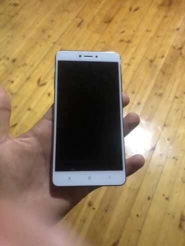 iphone se 2020 qiymeti: IPhone SE, 16 ГБ, Белый, Отпечаток пальца, Face ID