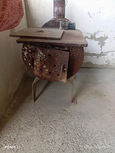 divar peci: Dəmir Peçi, İşlənmiş, yanacaq - Qaz, Ünvandan götürmə — 2