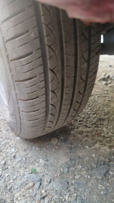 Колпаки: 13 luk təkərlər.Təzədir istifadə olunmayib sürülməyib 4 ədəddir