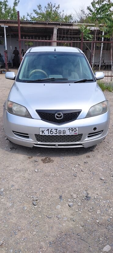 Mazda: Mazda 2: 2002 г., 1.3 л, Автомат, Бензин, Седан