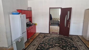 ош комната: Продаю кв 
Домдун подвалы Бардык условиясы бар 
2 комната кв 60км
