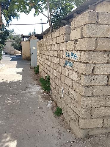anbar satilir: Satılır: həyət daxili köməkçi tikili/anbar - Yerləşmə: dar küçəyə — 3