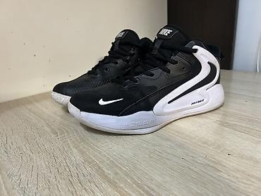 баскетбольный обувь: Мужские кроссовки, 41, Nike, Б/у, цвет - Черный, Самовывоз — 1