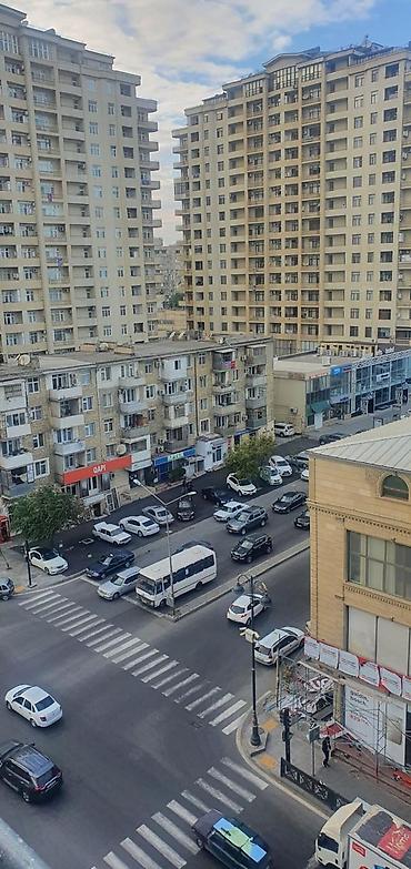 ev kirayesi: İnqilabda . Tibb universitetinə çox yaxın uzunmüddətə verilir — 4