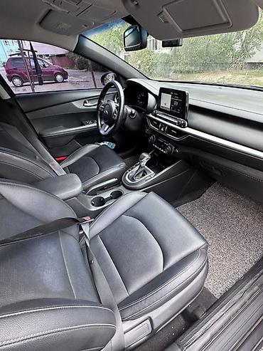 Kia: Kia Cerato: 2019 г., Автомат, Бензин, Седан — 7