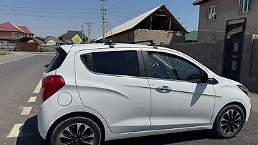 s class 221: Chevrolet Spark: 2016 г., Автомат, Бензин, Хэтчбэк — 4