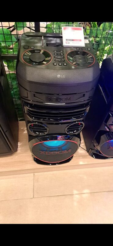 Dinamiklər və kolonkalar: Yeni LG Kolonka, Növ - Bluetooth, rəng - Qara