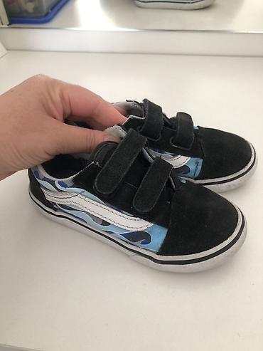 Детский мир: Детские кеды Vans (Toddler) - Модель: низкие кеды на липучках (2 — 5