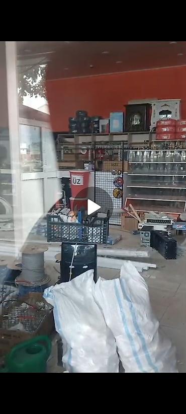 kiraye gence: Obyekt icareye verilir 100kv yaninda kosk doner xana kafe var 3 — 6