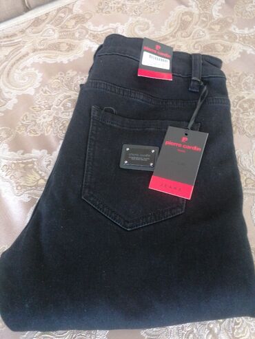 Мужская одежда: Продаю джинсы от Pierre Cardin купленно в Дубае. Так как размер не