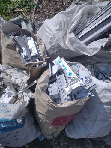 одноразывые стаканы: Фабрика скупает в больших и малых количествах отходы пластикотходы