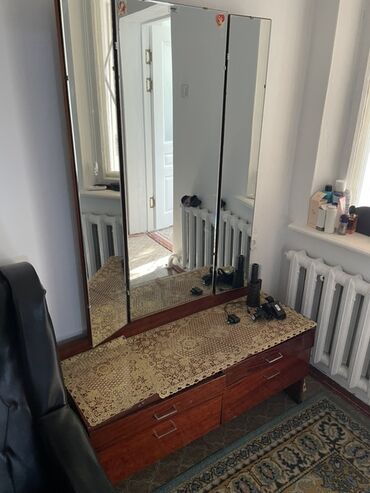 Комплекты мягкой мебели: Комплект мягкой мебели, Б/у, Самовывоз, цвет - Белый at lalafo.kg — 10 Комплекты мягкой мебели: Комплект мягкой мебели, Б/у, Самовывоз, цвет - Белый — 10