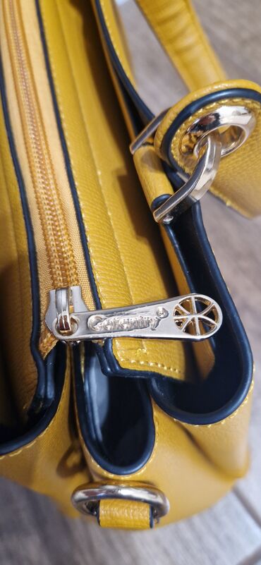 Torbe: Materijal: Veštačka koža — 5