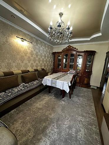 пол офиса: Сдаётся комната зал с подселением большой в 3х комнатной квартире — 1
