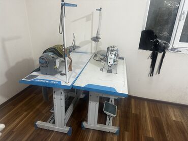 швейная машинка ручная: Швейная машина Jack, Полуавтомат
