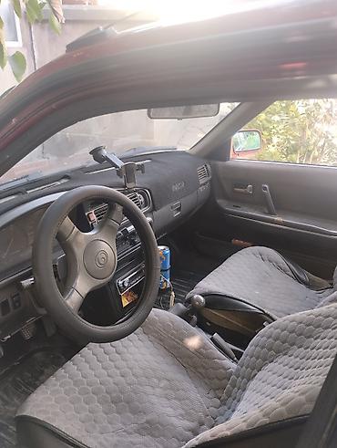 моя вина: Mazda 626: 1993 г., 2 л, Механика, Универсал — 3