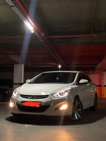 hyundai elantra azerbaycanda qiymeti: Hyundai Elantra: 1.8 l | 2014 il Hetçbek