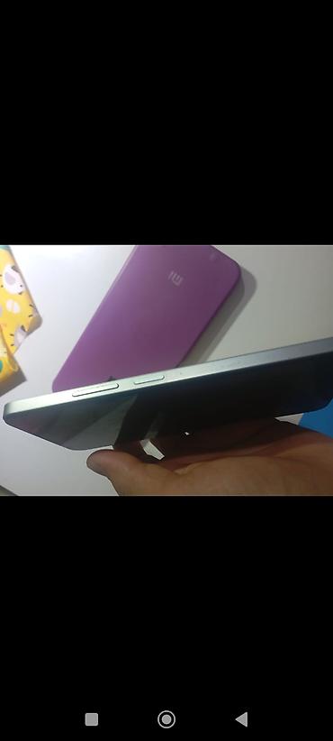 хиоми 13: Смартфон Redmi (серия Note/номер не указан) в голубом цвете с — 3