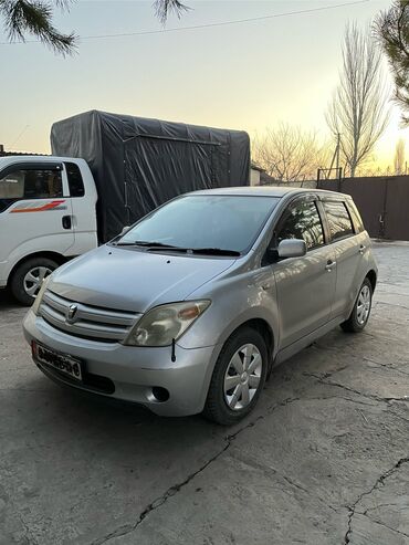 Toyota: Toyota ist: 2003 г., 1.3 л, Автомат, Бензин, Хэтчбэк