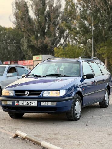 Volkswagen: Volkswagen Passat: 1993 г., 1.8 л, Механика, Бензин, Универсал