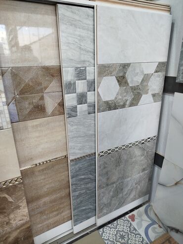 demir qutu profil: Keramik kafel və plitələr kolleksiyası - Material: keramik - Üslub və