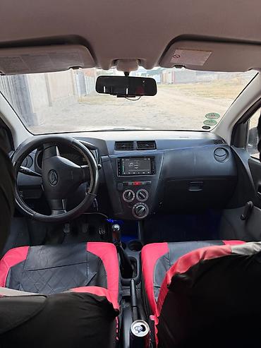 электро авто бишкек: Daihatsu Cuore: 2008 г., Кол менен иштөөчү, Бензин, Хетчбек — 3