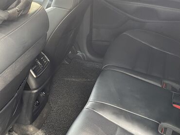 самая дорогая машина в кыргызстане: Kia Sorento: 2018 г., 2.2 л, Автоматические, Дизель, Кроссовер