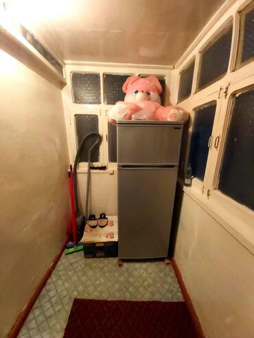 Uzunmüddətli kirayə mənzillər: Sahil metrosuna yaxın məsafədə yerləşən, yaxşı təmirli 2 otaqlı — 13