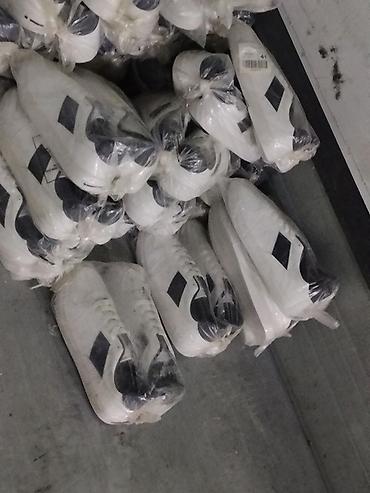 Оптом 600. Доставка бесплатно все новые 
20 штук есть