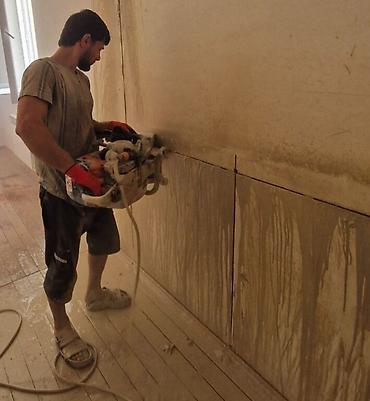 qapi kraskalari: Beton kəsmə - Beton deşmə xidməti Beton kubik kərpicdən qapı — 4
