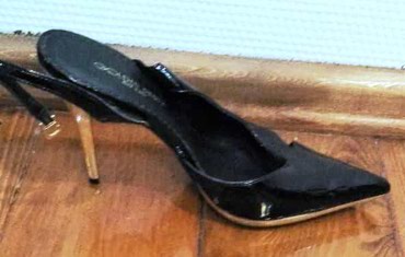 польские сандали: Продаю босоножки новые, Италия. Размер 37