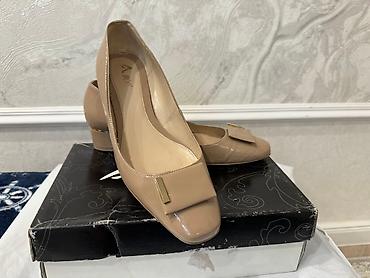 Туфли: Производство Польша 39р 
1500
За нал — 6