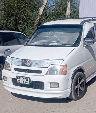 решетки на степ: Honda Stepwgn: 1999 г., 2 л, Автомат, Бензин, Минивэн