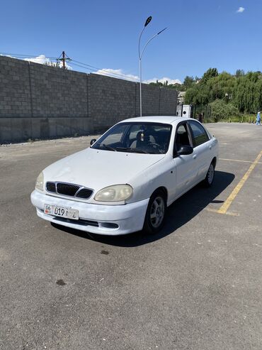 lanos машина: Daewoo Lanos: 1999 г., 1.5 л, Механика, Бензин, Седан