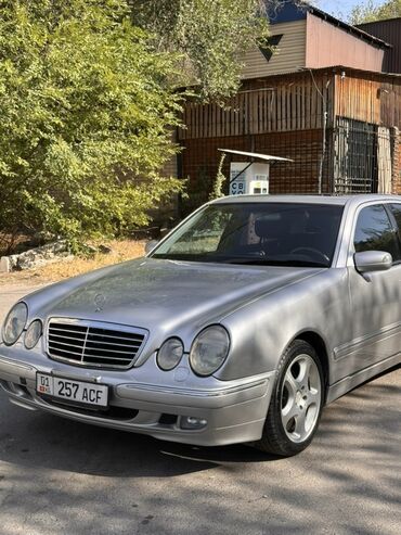 срочно в связи с переездом: Mercedes-Benz E-Class: 2002 г., 3.2 л, Автомат, Бензин, Седан