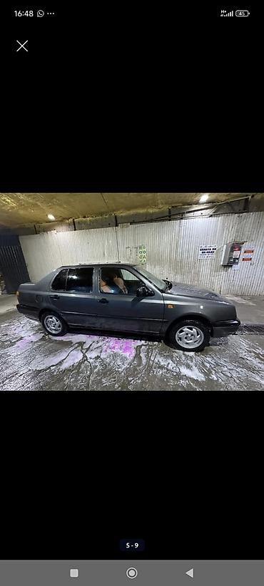 поворотник венто: Volkswagen Vento: 1992 г., Механика, Бензин, Седан — 2