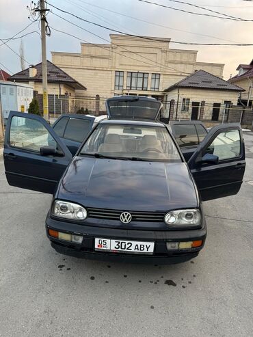 линза на фары: Volkswagen Golf: 1993 г., 1.8 л, Механика, Бензин, Хетчбек